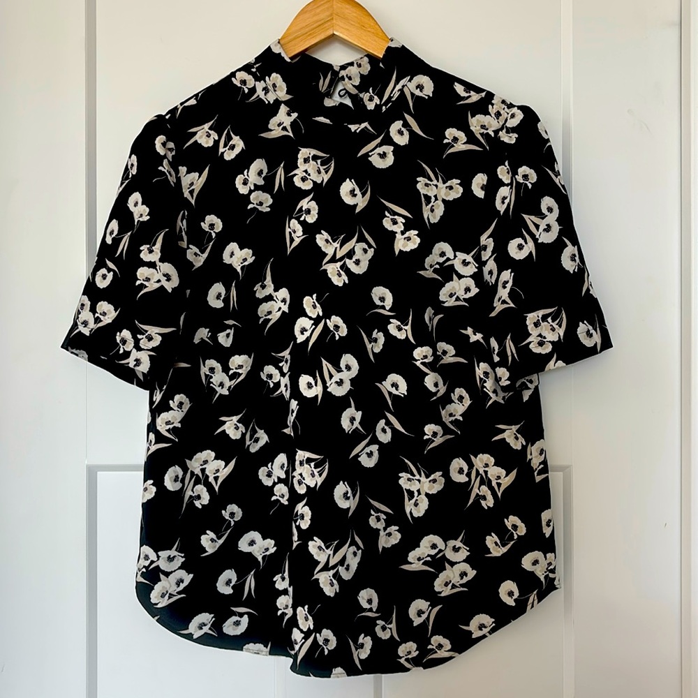 Ann Taylor Black and White Mock Neck Floral Shirt